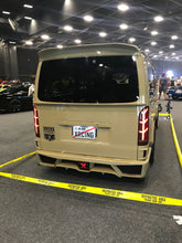 Toyota Hiace After Market Rear MIDDLE Spoiler